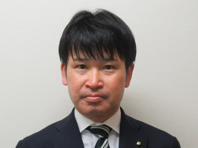 センター長顔写真