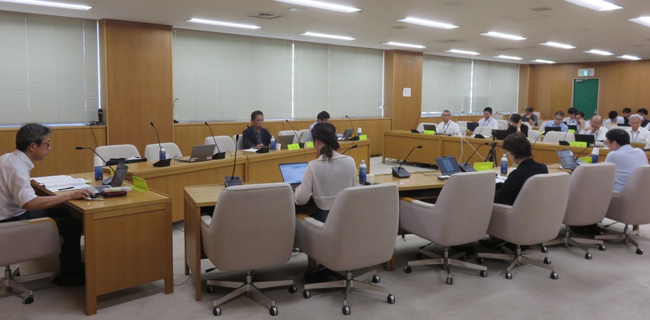 企業庁経営評価委員会写真