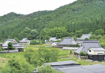 「集落丸山」写真