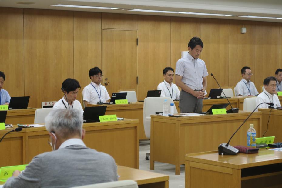 第2回検討会写真知事