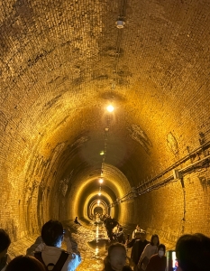 湊川隧道通り抜け2