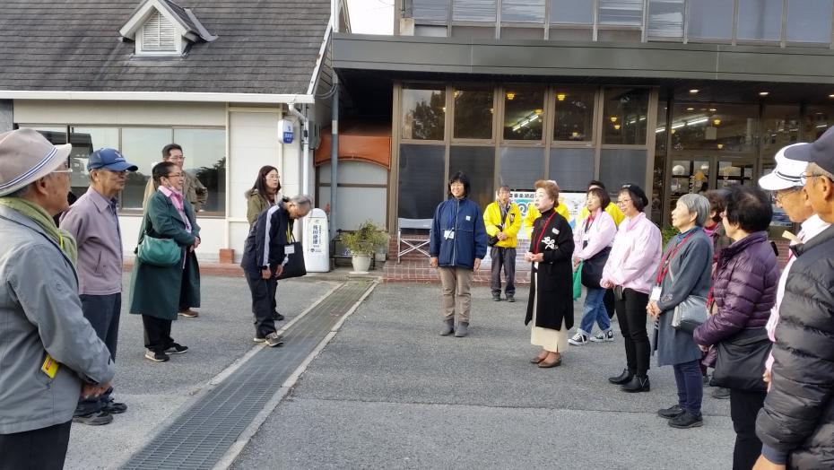 閉会