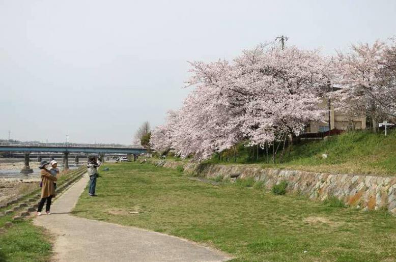 美囊川リバーサイドパーク